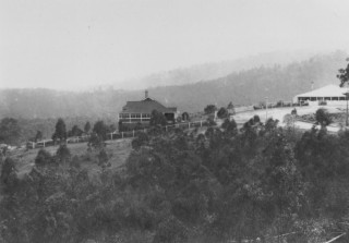 The residence 'Pen-y-lan', at 96 Simpson's Road, Bardon, 1915. John Joyce, managing director of the Helidon Spa Water Company, moved here with his family in 1919.