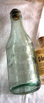 An intact example of the Helidon Spa bottle that I found in the gully.