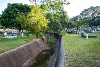 toowong-cemetery-01